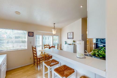 Long Island Village Unit 819 Oyster Island Breeze