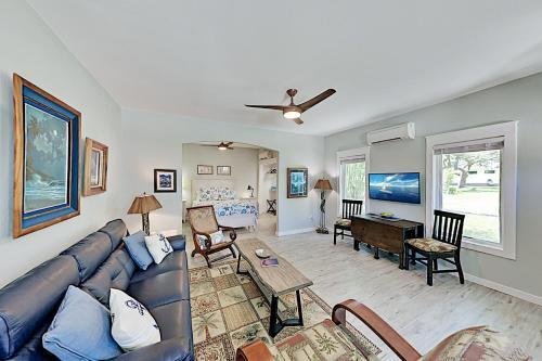 Apartamento Walk To Beach! Updated Hideaway With New Kitchen Apts