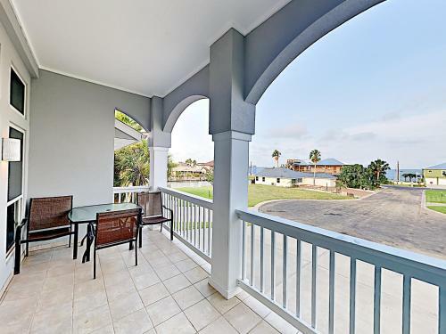New Listing! Waterfront Home With Decks & Bay Views Home