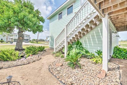 Apartamento The Salty Lime 2 Waterfront Getaway With Deck And Dock