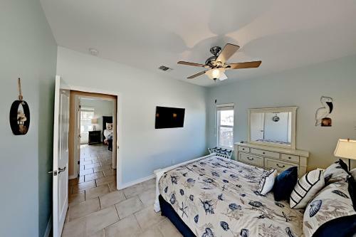 New Listing! Updated Home With Rooftop Deck Home