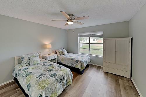Apartamento Chic Old Rockport Getaway - Walk To Beach! Duplex