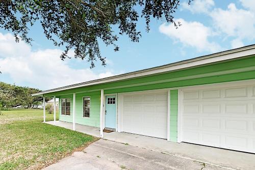 Apartamento Chic Old Rockport Getaway - Walk To Beach! Duplex