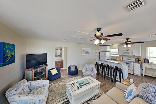 Delightful Coastal Escape With Multiple Decks Home