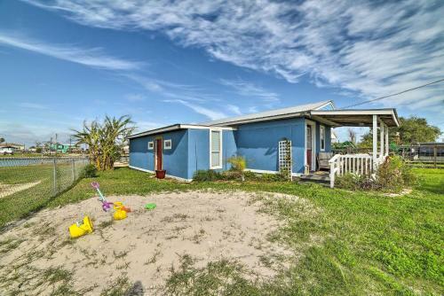 Copano Bay Cottage With Private Dock And Kayaks!