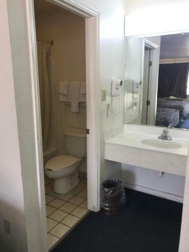 Hotel Country Inn Motel