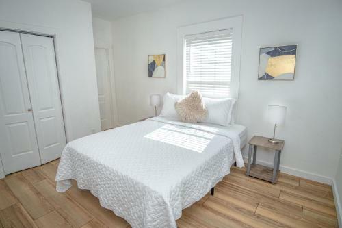 Cozy Remodeled 2br-1ba Near Downtown