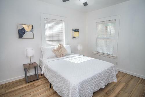 Cozy Remodeled 2br-1ba Near Downtown