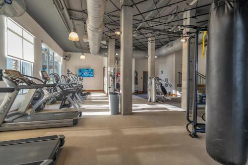 Apartamento Cozy 1br With Pool And Gym