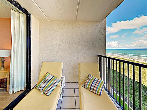 Apartamento New Listing! All-suite Gulf-front Perch With Pools Condo