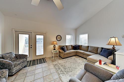 E Acapulco Townhouse Unit #a Townhouse