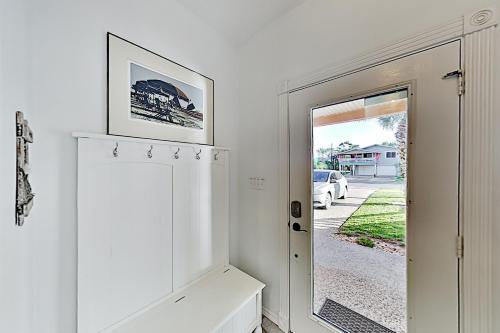 E Acapulco Townhouse Unit #a Townhouse