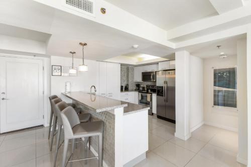 Apartamento Oceanview Condo 3br, 8th Floor, Beachfront Resort. Solare Tower 805