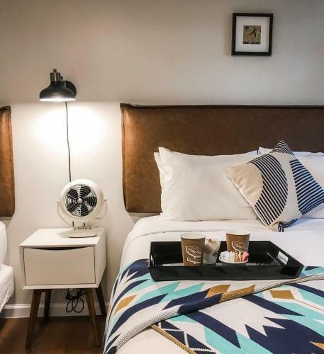 Hotel Stonewall Motor Lodge
