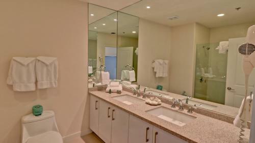 Super Pool View! Beachfront Property Cant Miss The Fun! Pet Friendly
