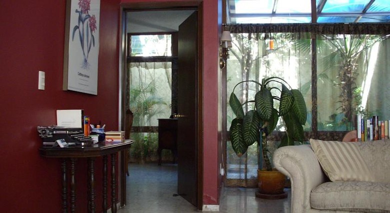 Dickinson Guest House B&B