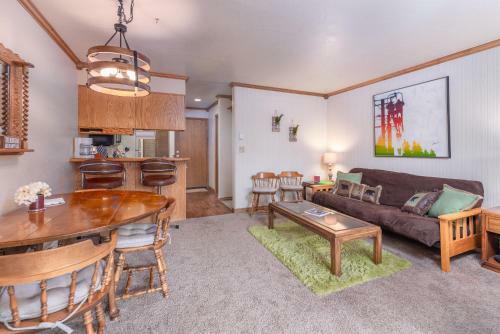 Apartamento Condo 142 Wifi Community Pool Jacuzzi Lounge Fireplace Laundry