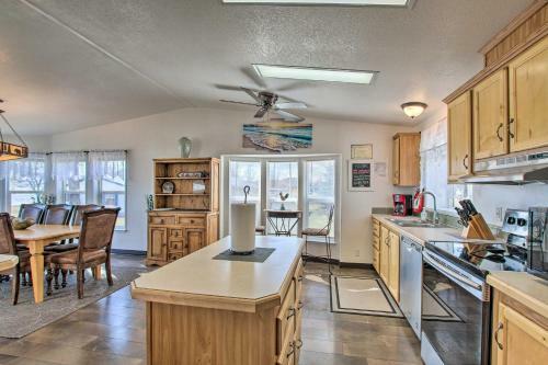 Spacious Family Home With Kayak And Deck, On Bear Lake!