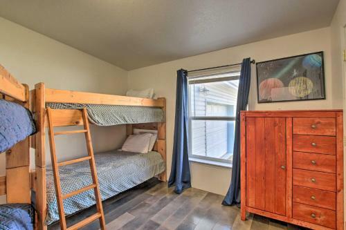 Spacious Family Home With Kayak And Deck, On Bear Lake!