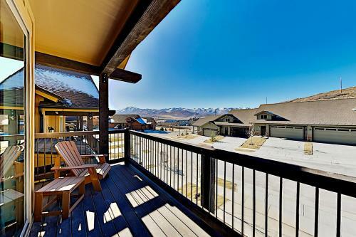 Black Rock Ridge - Chef's Kitchen, 2-car Garage Home