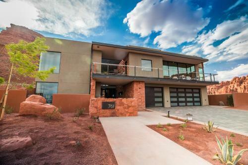 Villa Padre Canyon Residences - Double Masters And King Suite With Pool