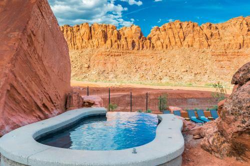 Villa Padre Canyon Residences - Double Masters And King Suite With Pool