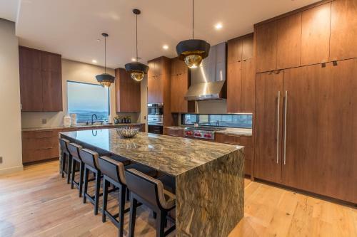 Villa Padre Canyon Residences - Double Masters And King Suite With Pool