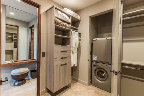 Villa Padre Canyon Residences - Double Masters And King Suite With Pool