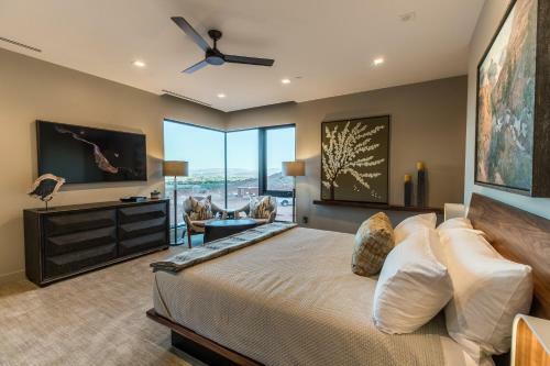 Villa Padre Canyon Residences - Double Masters And King Suite With Pool