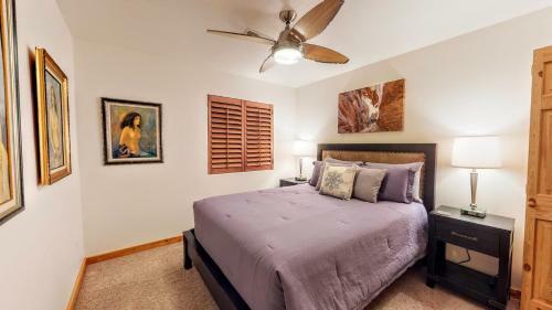 Portal View ~ Cottonwoods 401