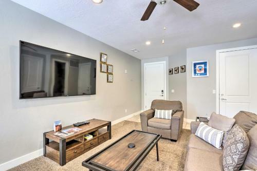 Luxury Downtown Moab Townhome With Pool Access!