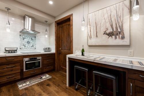 Silver Strike Lodge #201 - 2 Bed