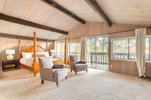 Treetop - Rustic Secluded Cabin W Fireplace & Views