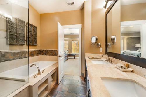Ski Haven Elegant Spacious Townhome W Private Hot Tub