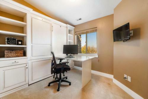 Ski Haven Elegant Spacious Townhome W Private Hot Tub
