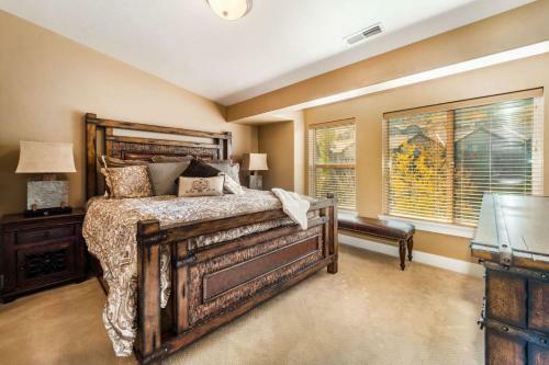 Ski Haven Elegant Spacious Townhome W Private Hot Tub