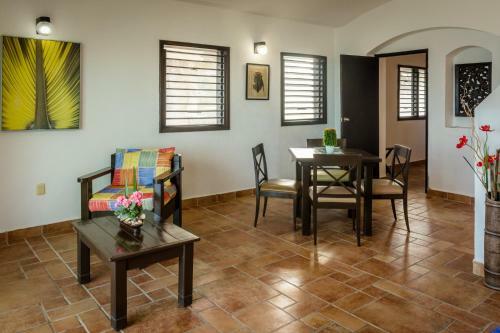 Hotel Caleta Tankah