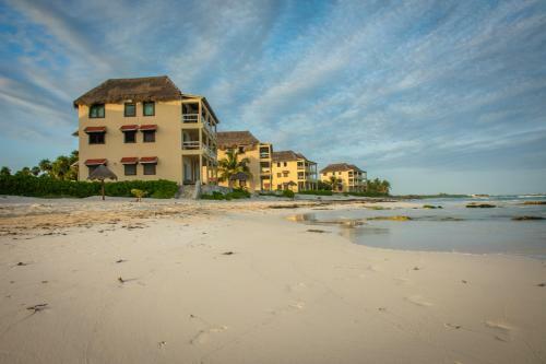 Hotel Caleta Tankah