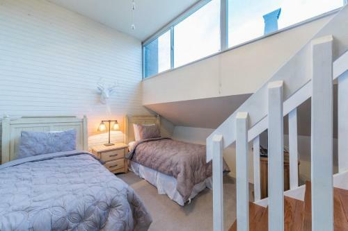 Park Avenue Hide Out By Casago