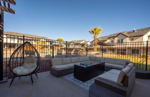 62 Blissful Poolhouse At Ocotillo Springs With Private Pool