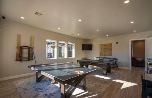 62 Blissful Poolhouse At Ocotillo Springs With Private Pool