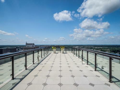 Apartamento Bluebird Suites At Reston Town Center