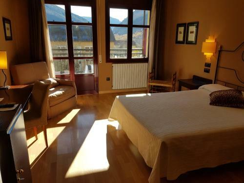 Hotel Cotiella