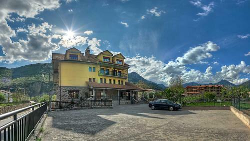Hotel Cotiella