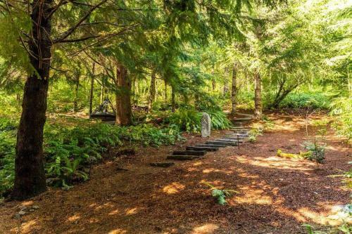 Hostal Mountainside Hideaway Retreat With Hot Tub!