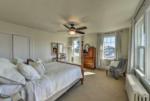Port Angeles Colonial Home With Waterfront Views!