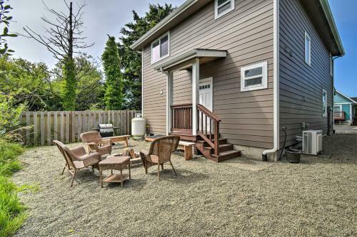 Pacific Beach House With Yard - Walk To The Ocean!