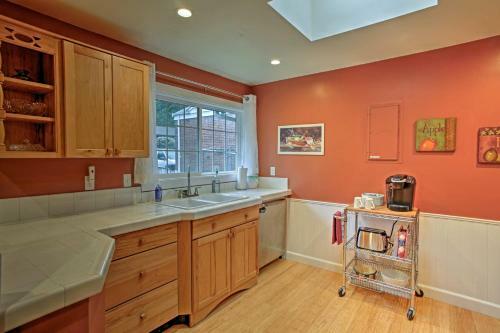 Craftsman-style Home 6 Miles From Downtown Seattle