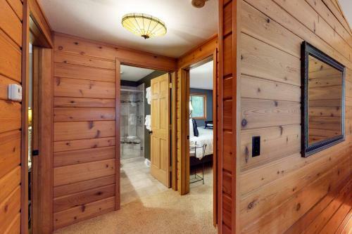 Chanticleer Inn: Hudson House