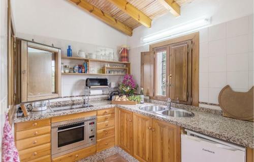 Holiday Home Cortijo Rosas Cantares Km
